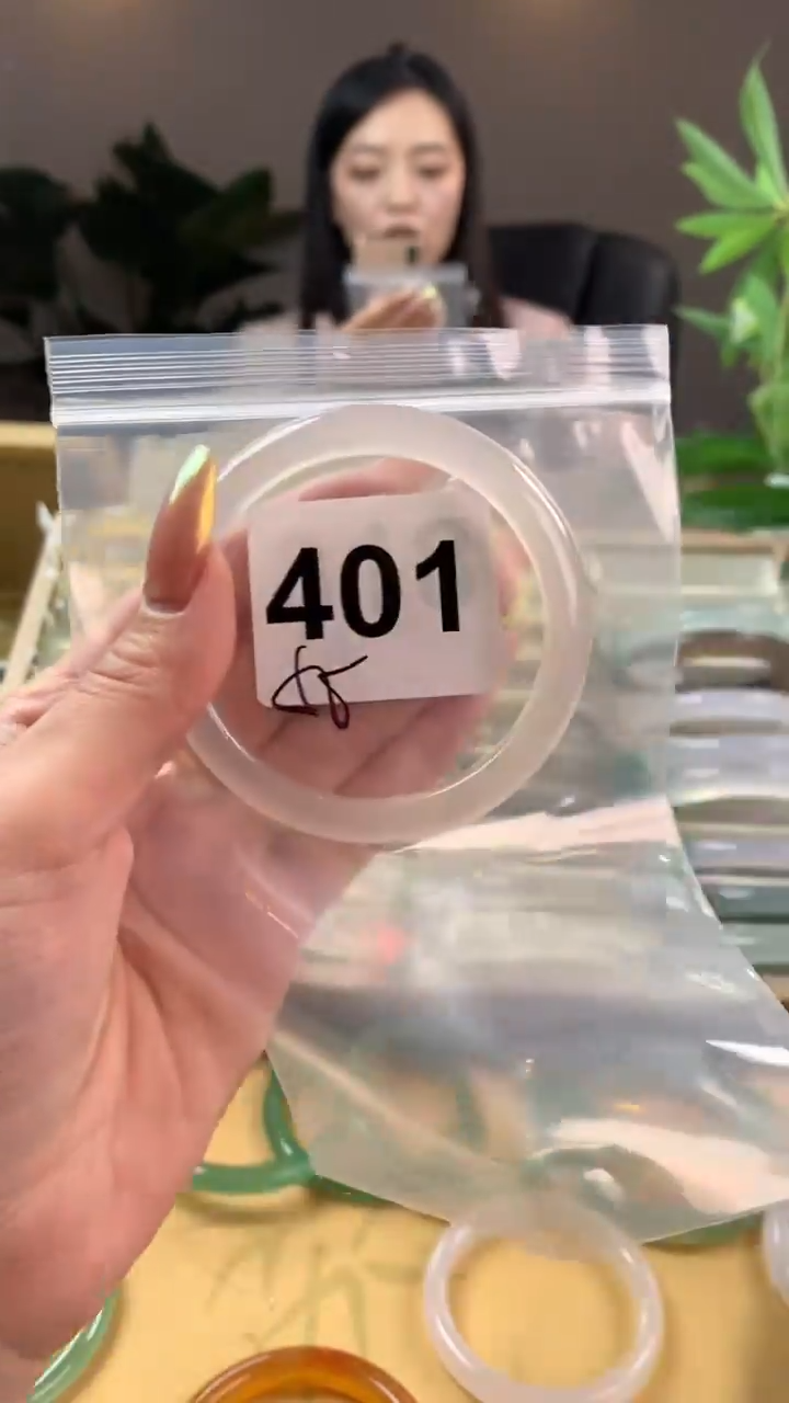 【闪购商品】玛瑙/玉髓手镯未镶嵌401