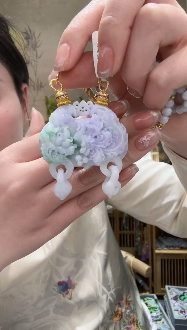 【闪购商品】翡翠颈饰未镶嵌吊坠