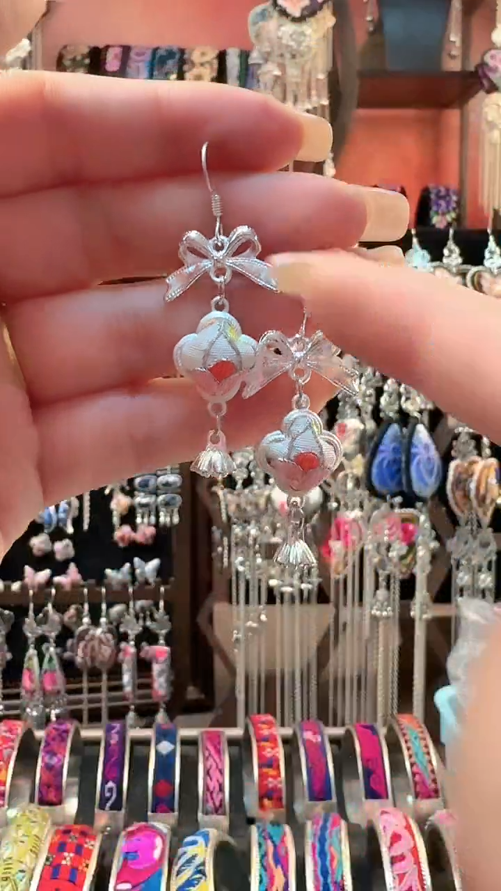 织绣 云织谣民族风精美饰品   177