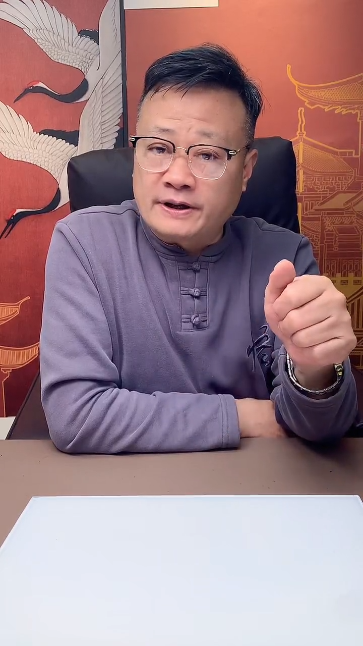 【闪购商品】定制翡翠未镶嵌1072xx-毛货挂件22