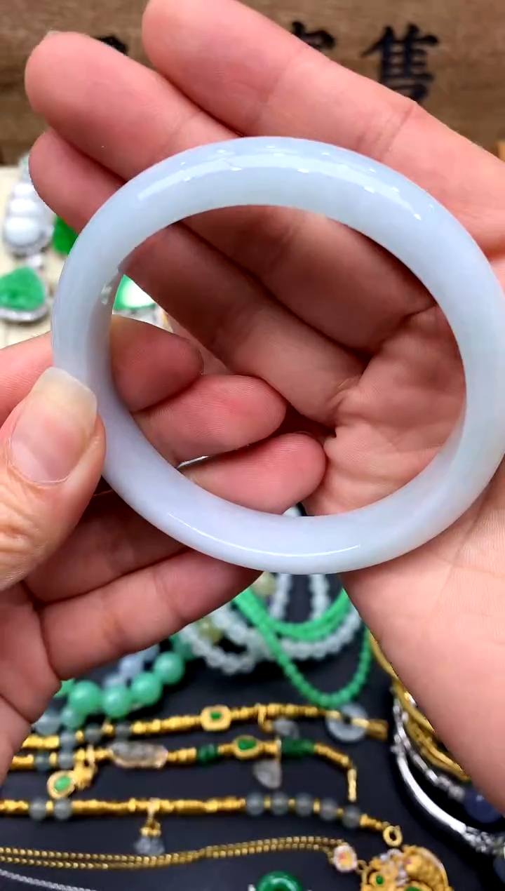 【闪购商品】翡翠手镯未镶嵌67-中国好珍宝
