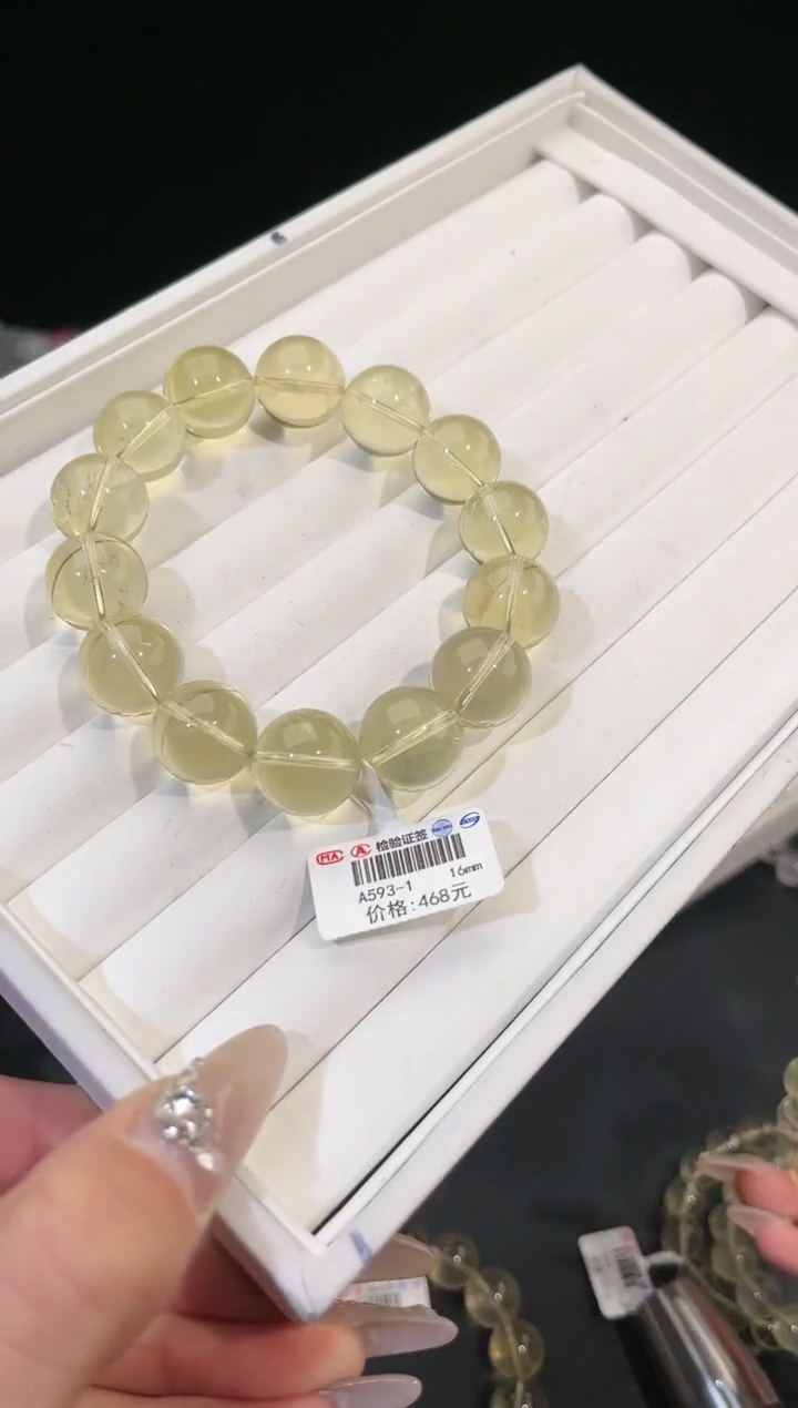 【闪购商品】水晶手链未镶嵌多样性发一黄泡泡16mm