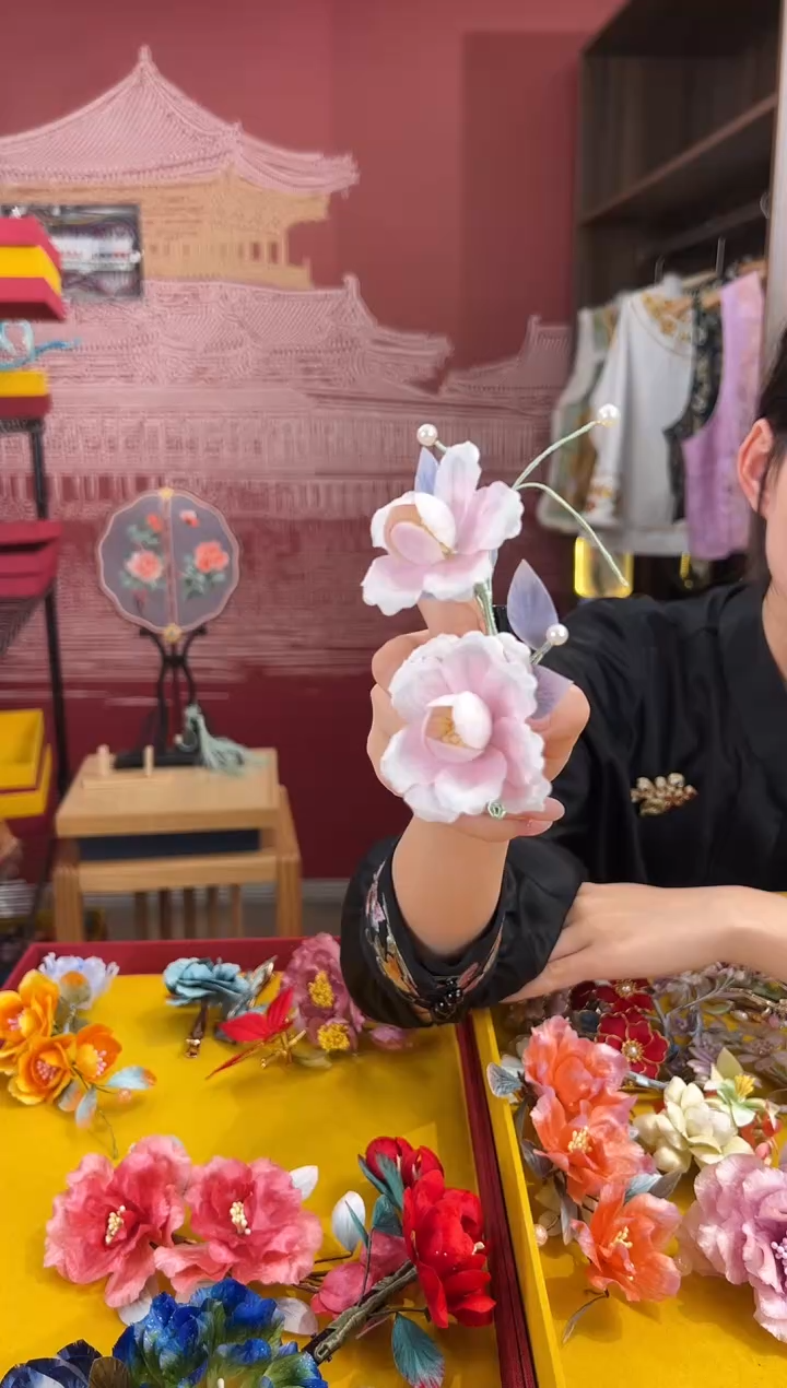 【闪购商品】刺绣非遗绒花（发饰）