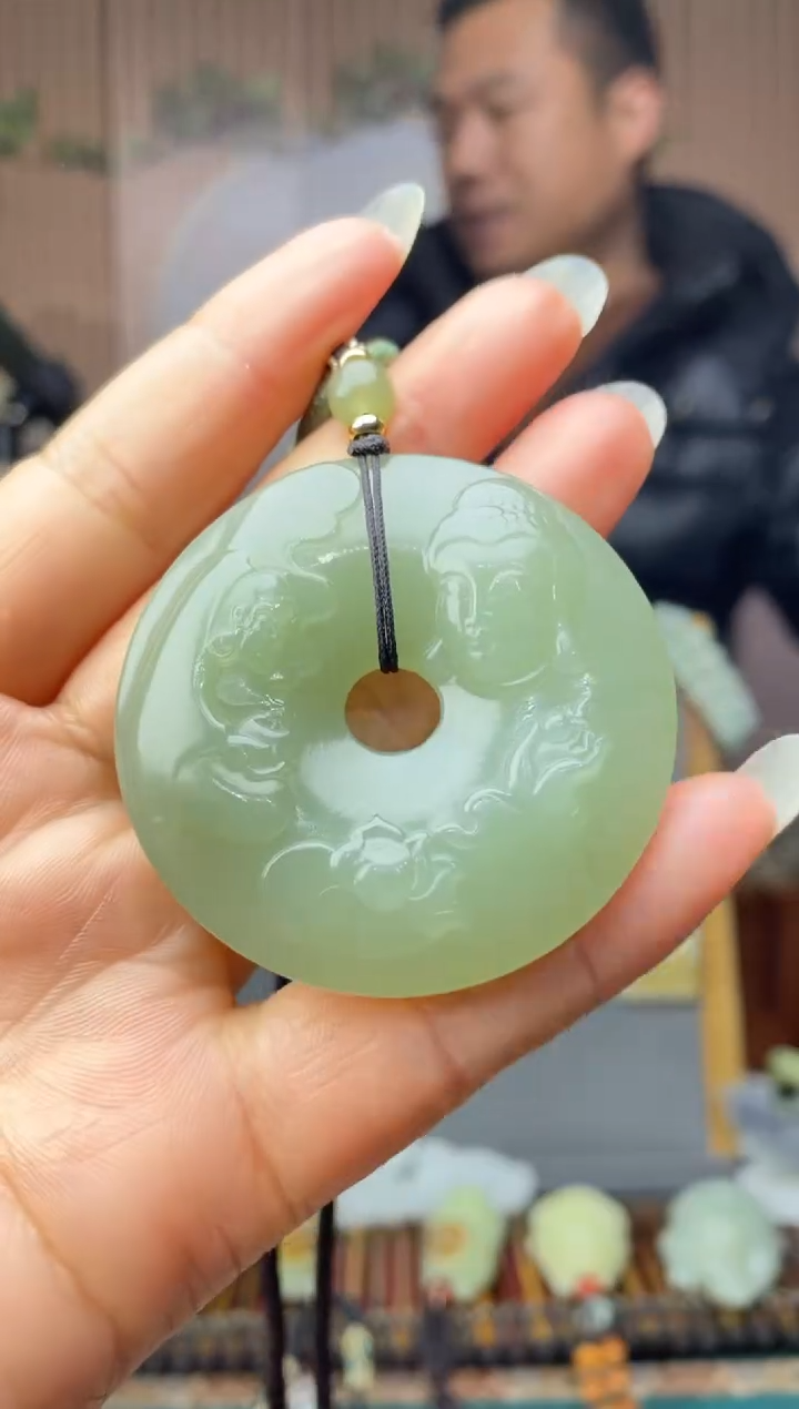 颈饰未镶嵌和田玉拍一发一