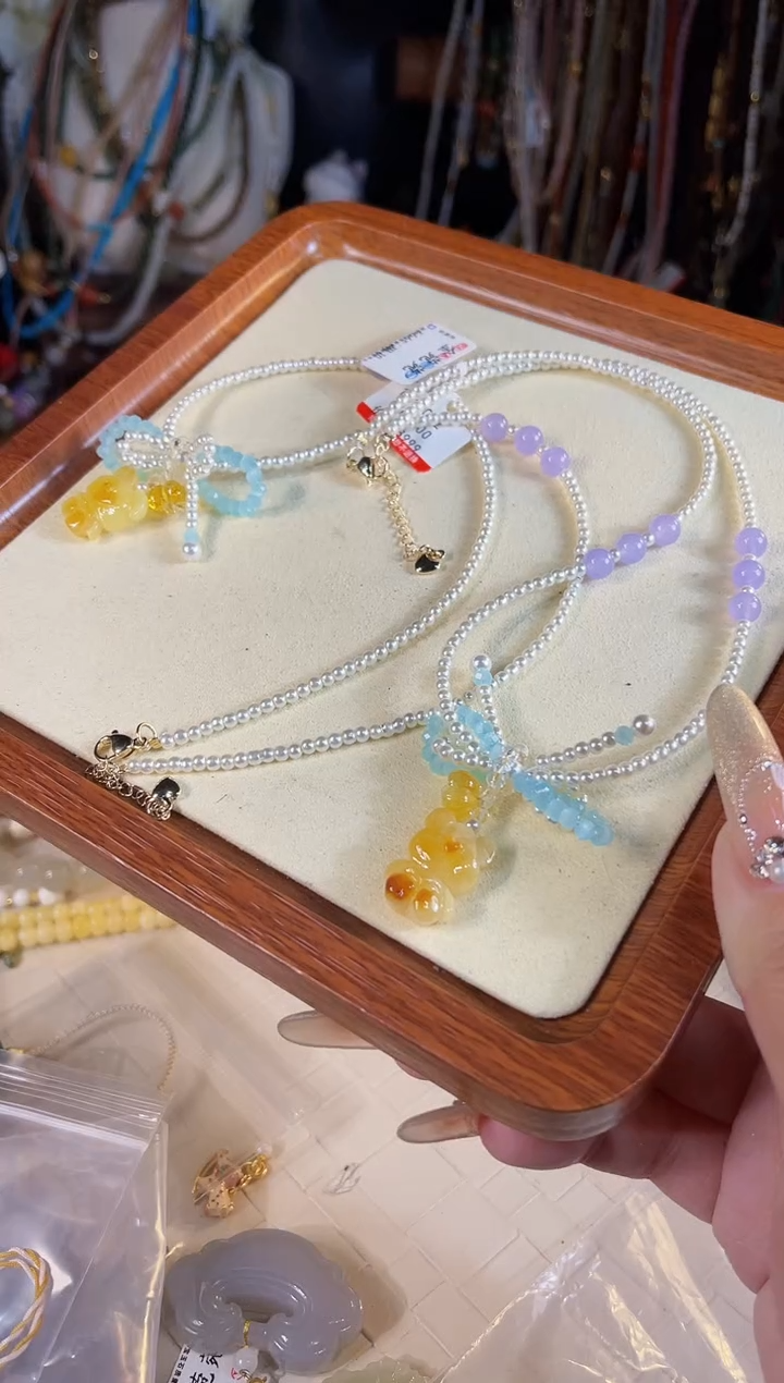 【闪购商品】蜜蜡项链未镶嵌多样性发货其一