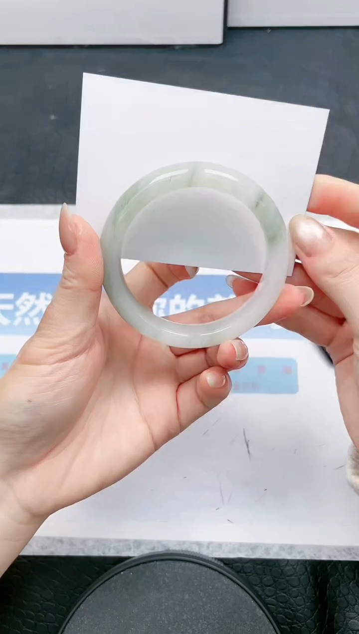 【闪购商品】石英质玉手镯未镶嵌141-56.3