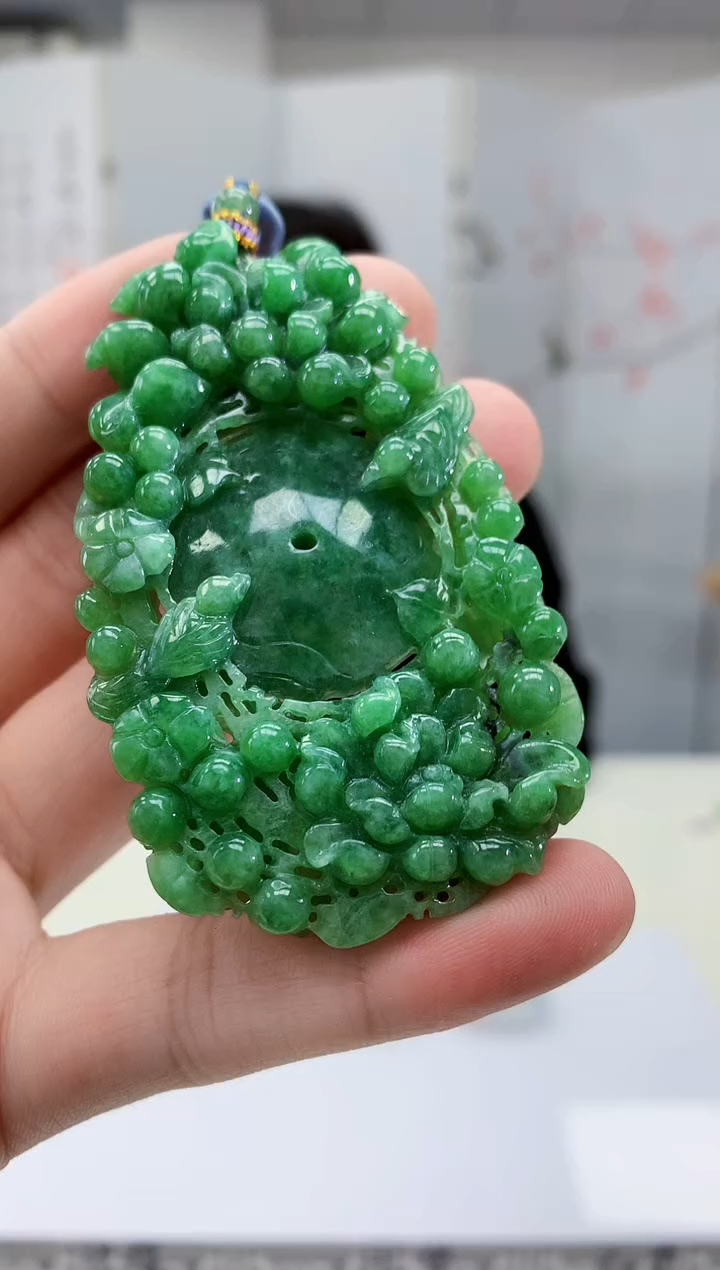 【闪购商品】定制翡翠未镶嵌4852bb-毛货挂件