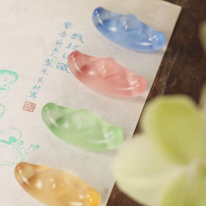 精品福袋琉璃笔搁一个（颜色随机）