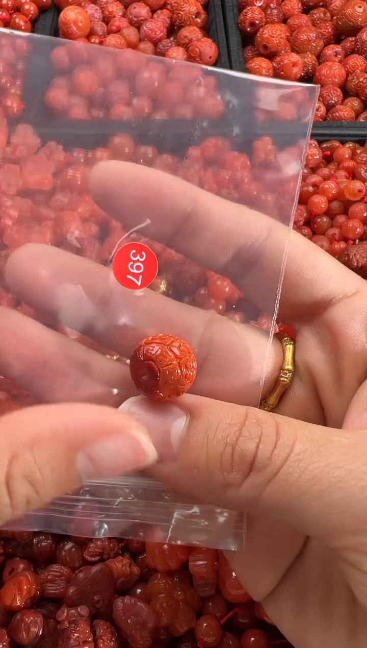 【闪购商品】南红玛瑙颈饰未镶嵌1