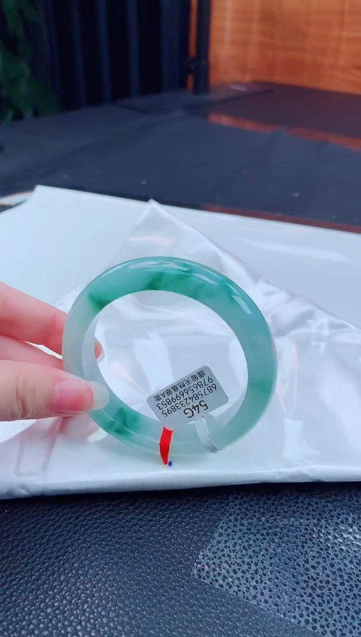 【闪购商品】翡翠手镯未镶嵌缅甸天然翡翠A货手镯