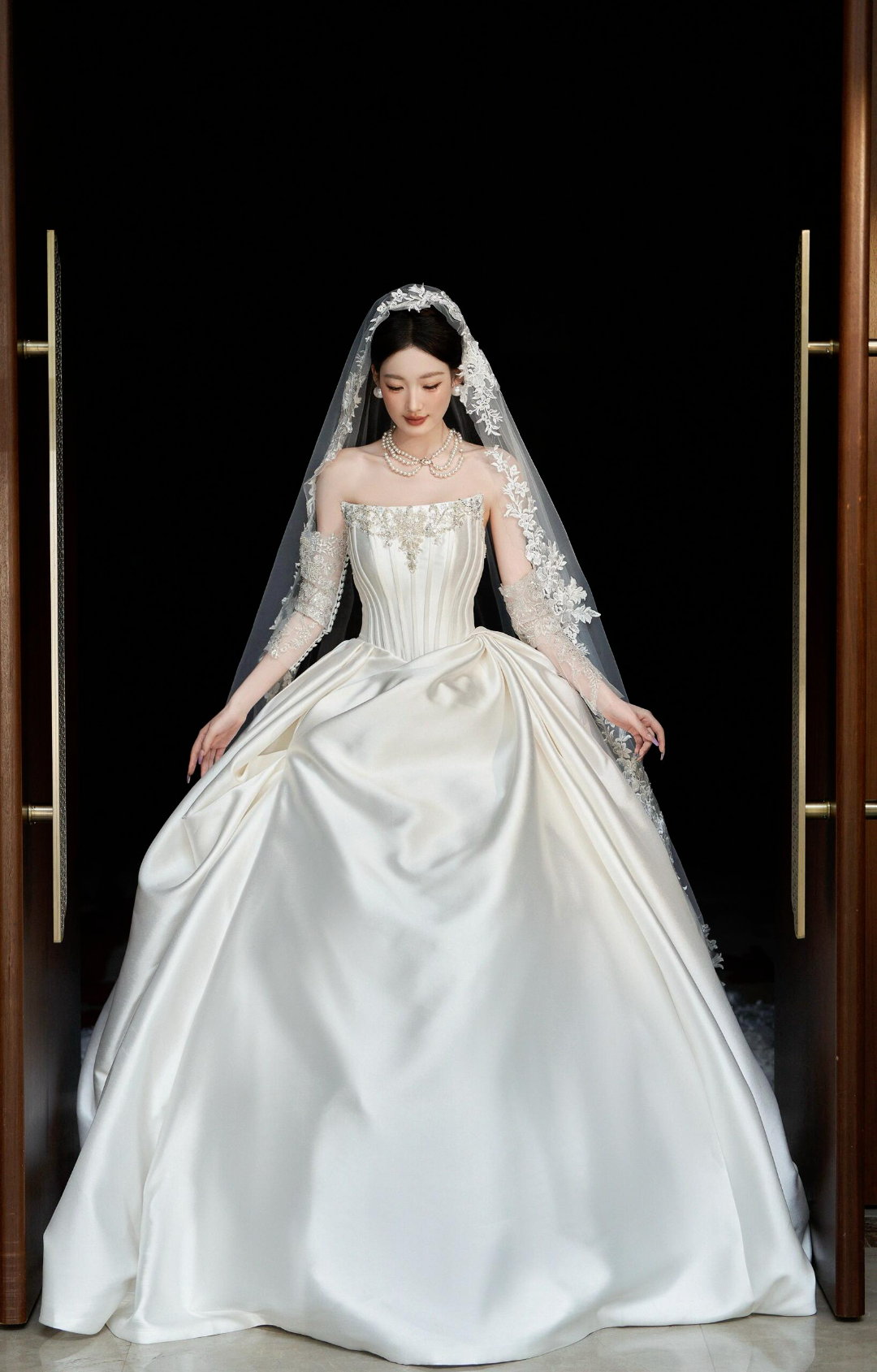 撤店处理婚纱样衣 599 （直播专用不支持7天退货）