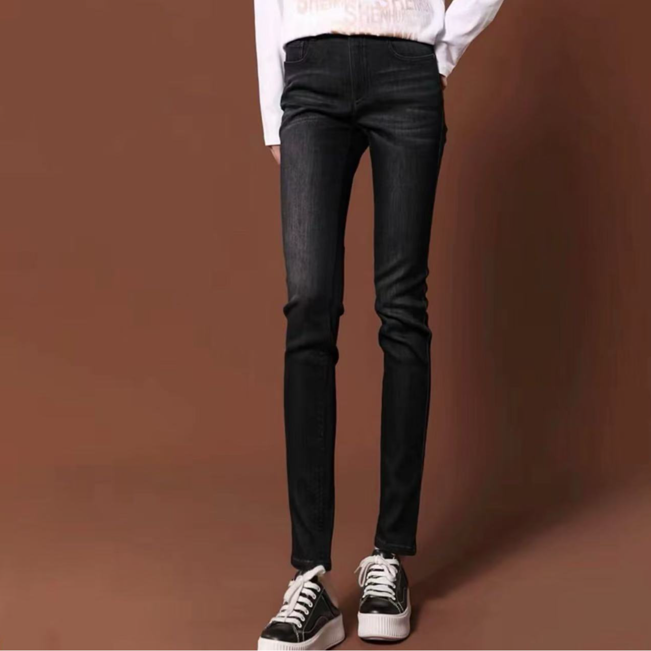 GIRDEAR/哥弟秋冬新款磨毛丹宁风经典斜纹植绒牛仔小脚裤1100414