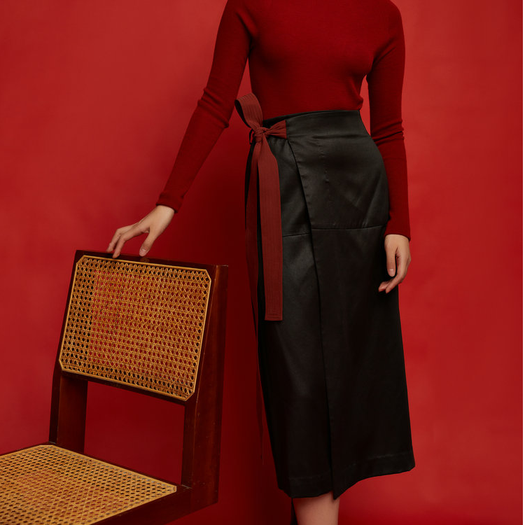 德玺见萩 红重磅香云纱系带围裹式半裙 QZWC3Q244