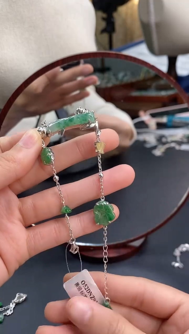 颈饰银S925镶嵌翡翠14287