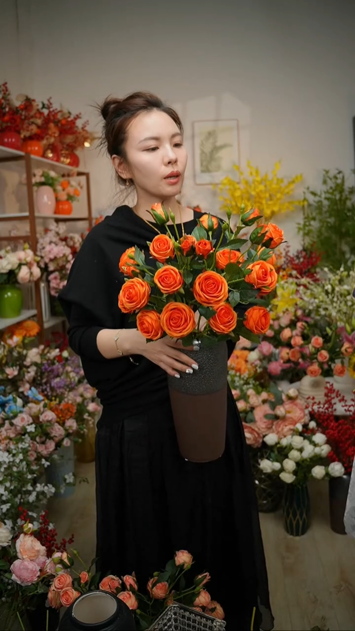 6支橘色绚丽玫瑰仿真花