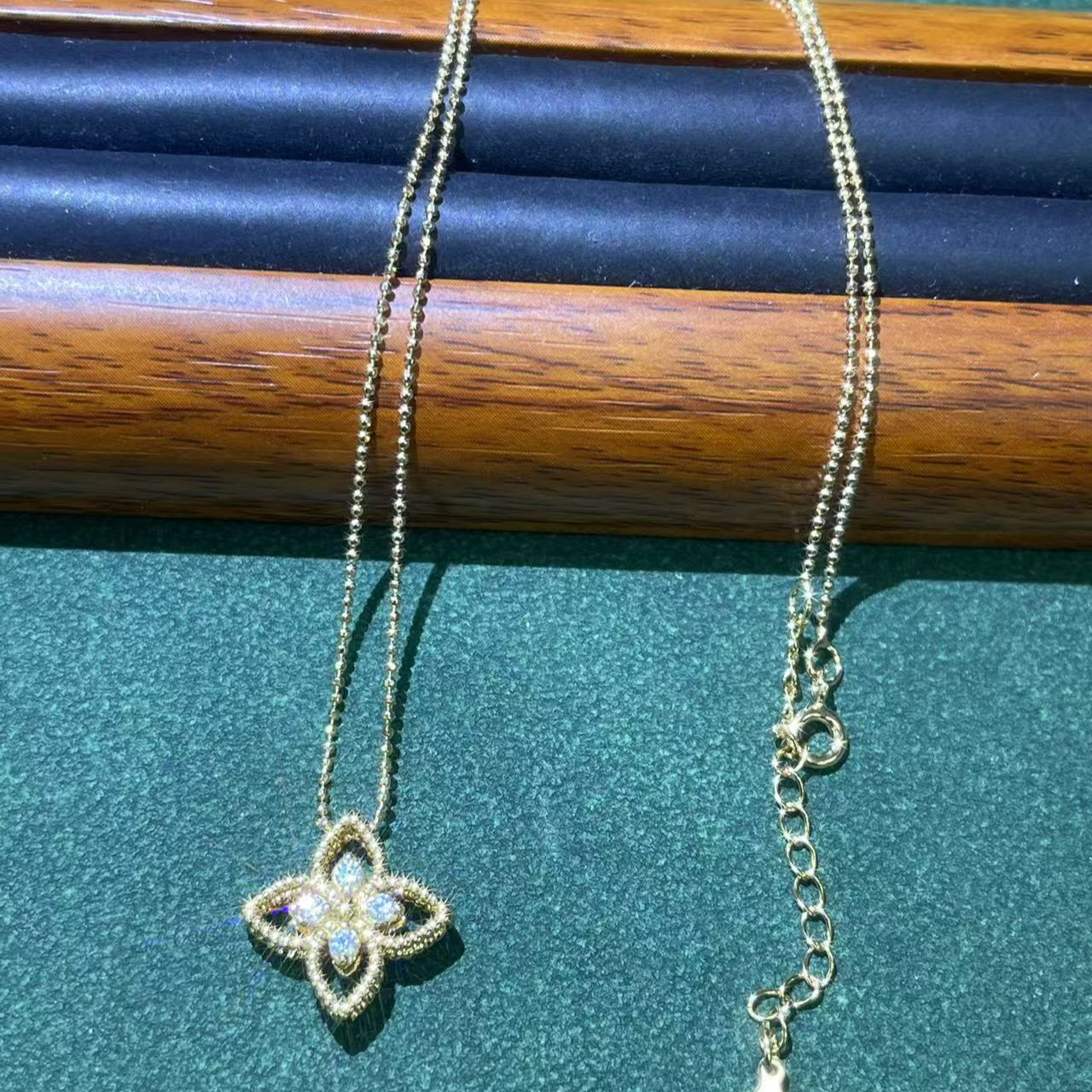 s5044玫色四叶草一体链多样性发货