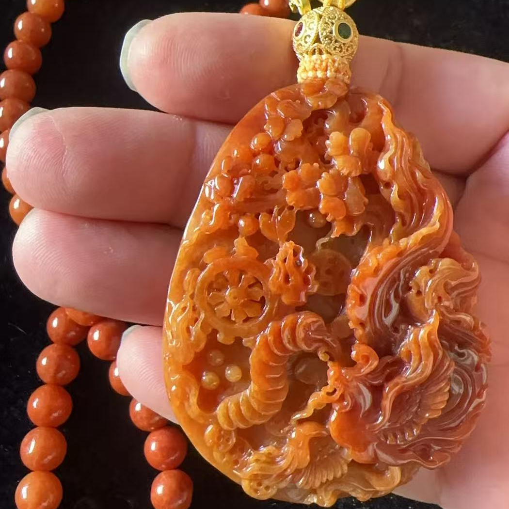 天然缅甸翡翠吊坠3302