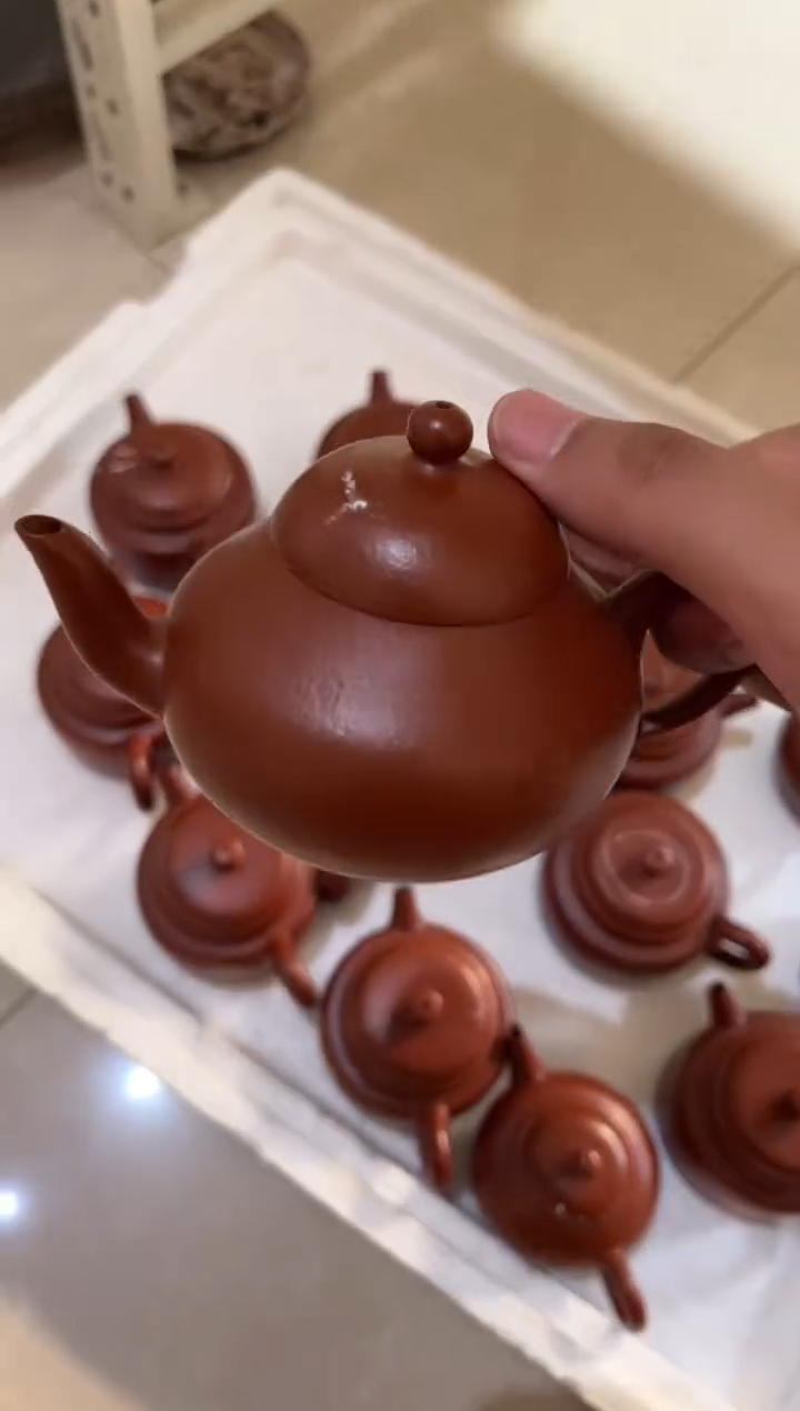 茶壶紫砂微瑕大红袍梨形