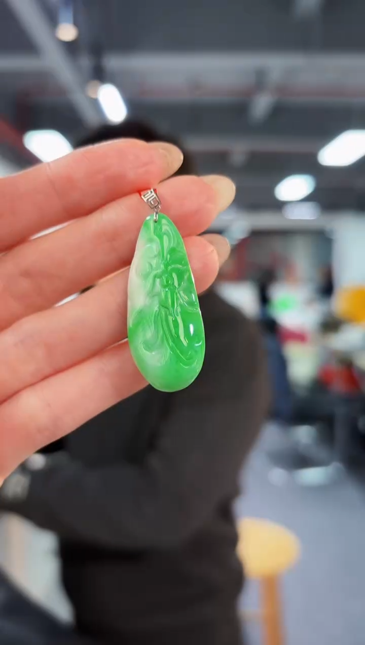 【闪购商品】翡翠颈饰18K金镶嵌 缅料A货/支持复检/一件