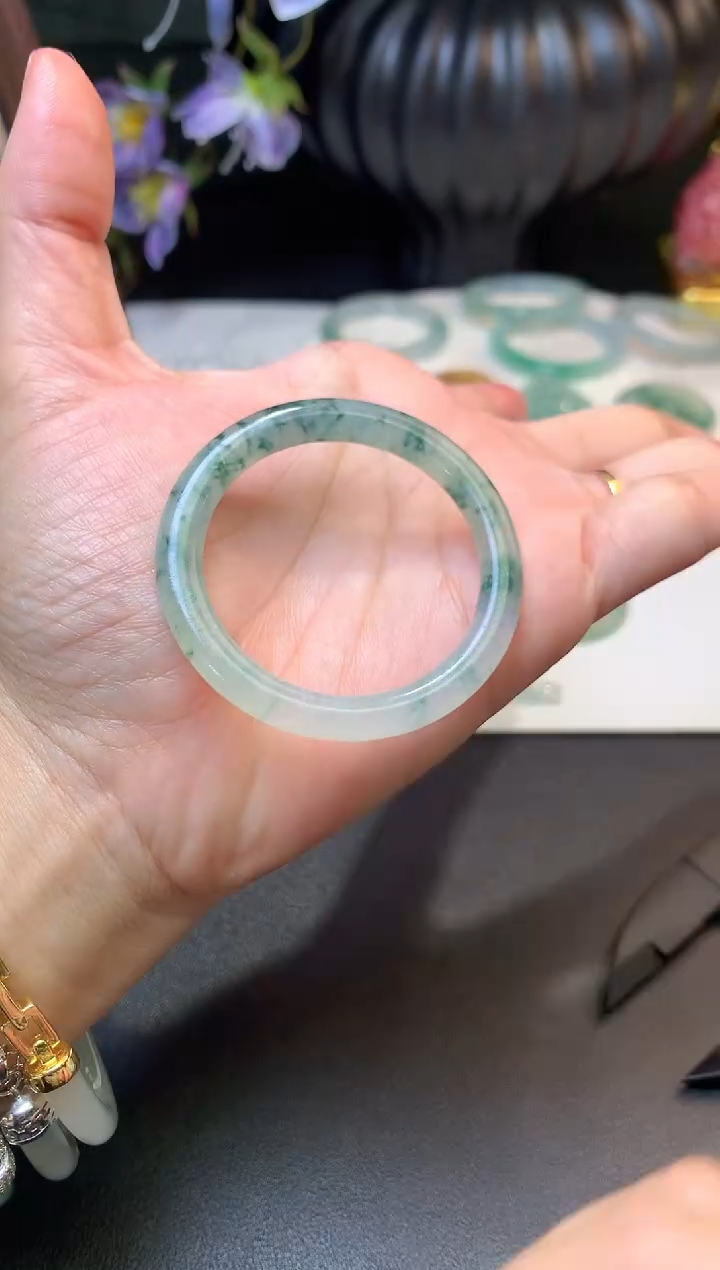 未镶嵌定制翡翠毛货