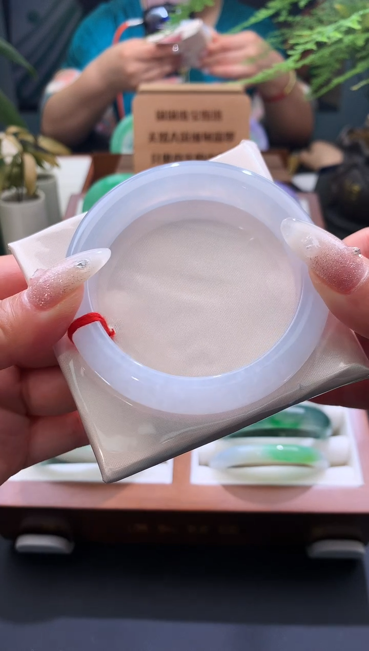 翡翠手镯未镶嵌天然翡翠手镯 57 白月光 6号