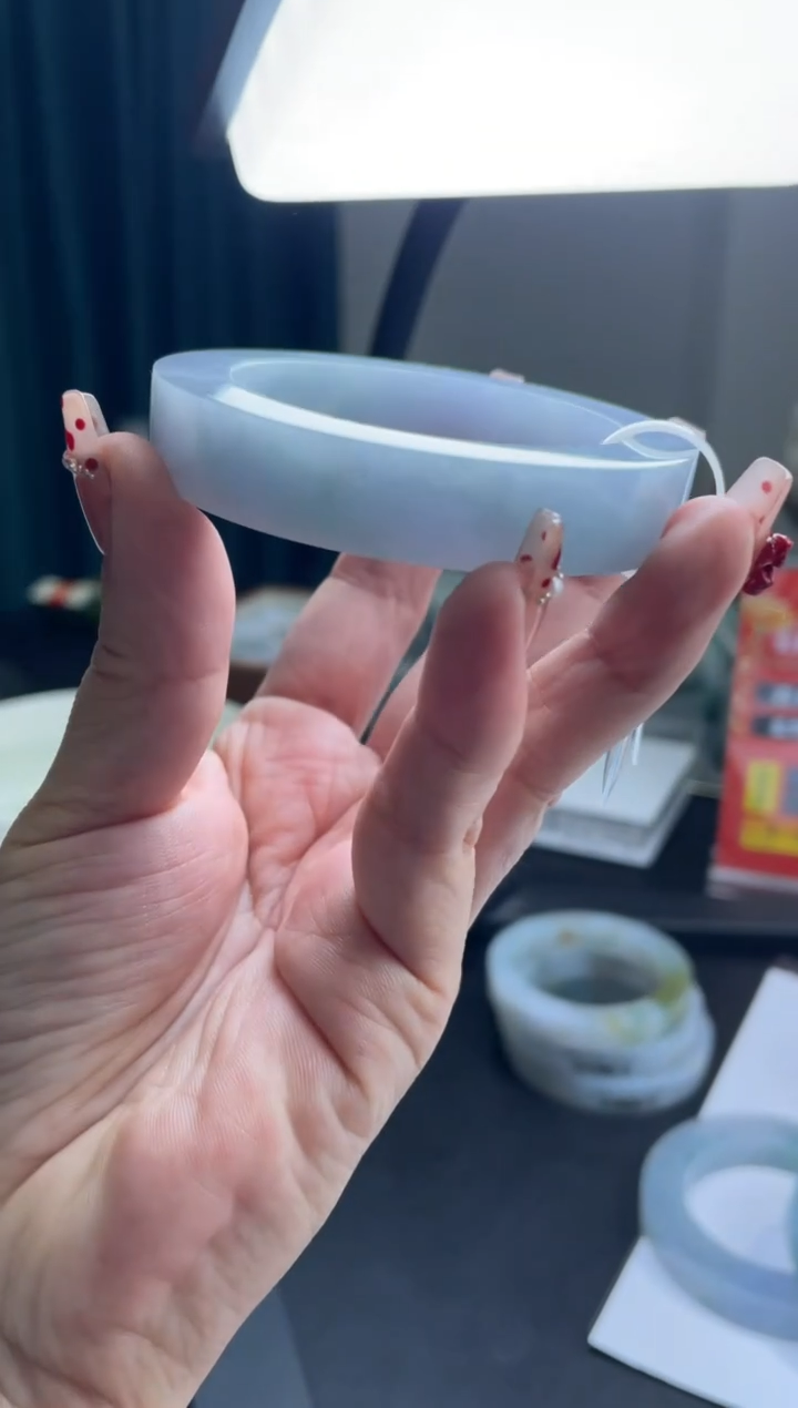 【闪购商品】定制翡翠手镯未镶嵌DDH90799