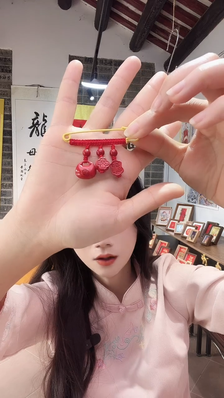 天然辰砂朱砂衣服扣