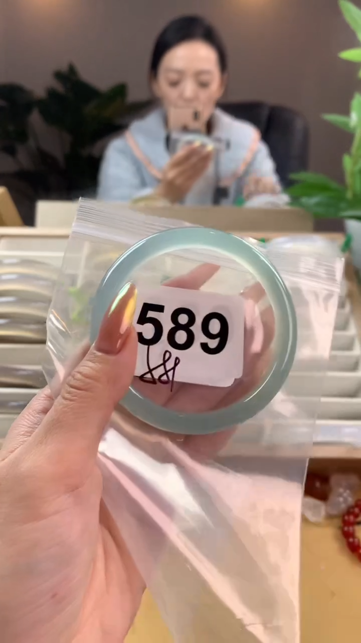【闪购商品】玛瑙/玉髓手镯未镶嵌589