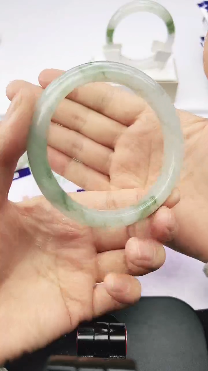 未镶嵌手镯石英质玉41-63/64