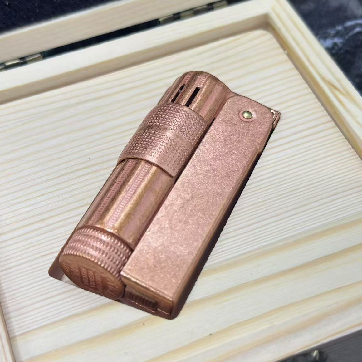 IMCO 6700 紫铜滚花传奇 111 打火机