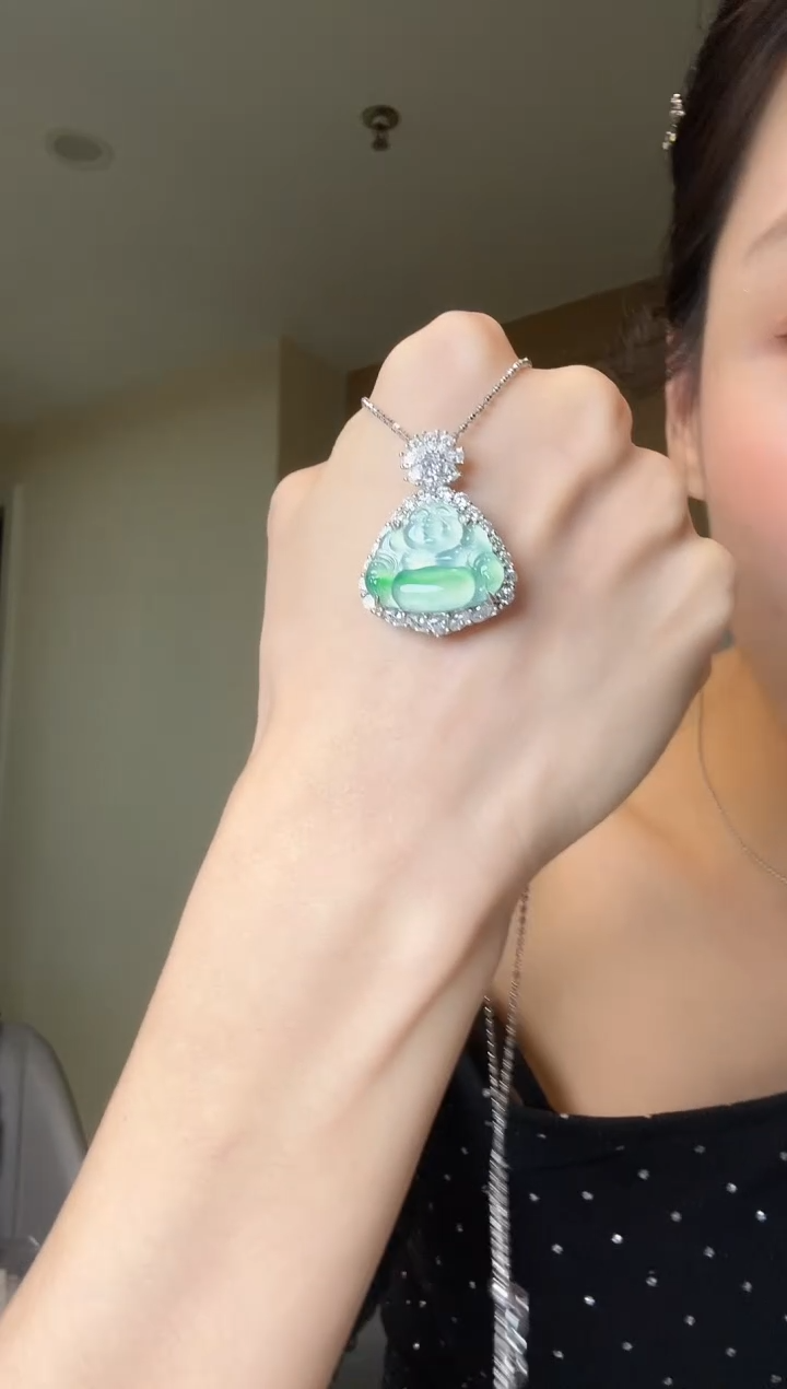 【闪购商品】翡翠吊坠(不含链)银S925镶嵌天然翡翠吊坠