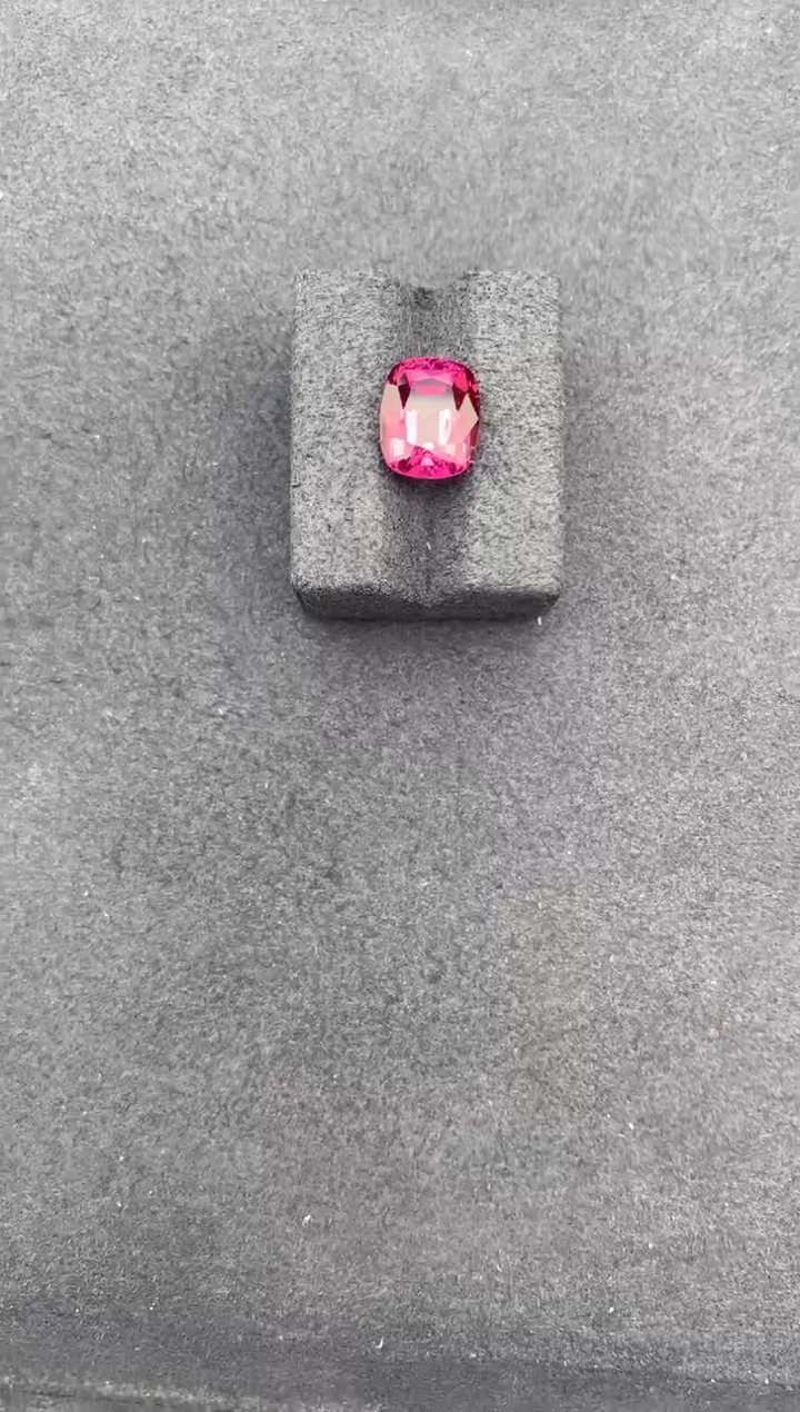 【闪购商品】碧玺裸石未镶嵌4.5ct粉碧玺
