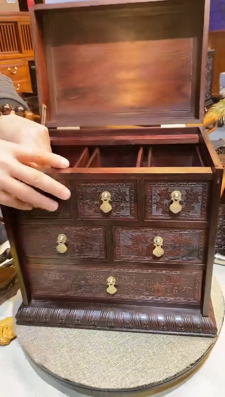 【闪购商品】红酸枝木类木雕松寿大红酸枝