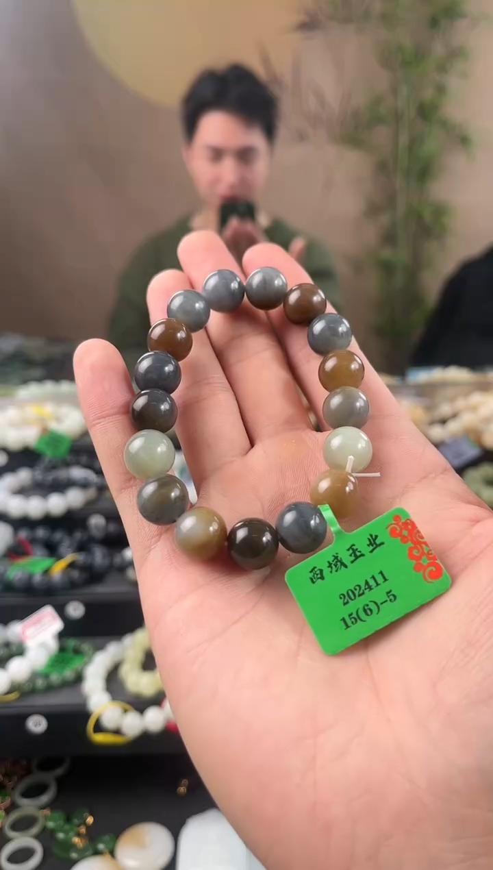 【闪购商品】和田玉手串未镶嵌若羌楼兰三色手串卡12mm微色差