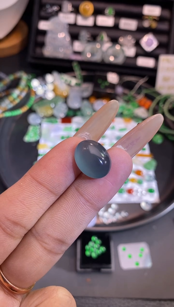 【闪购商品】翡翠挂件未镶嵌蛋