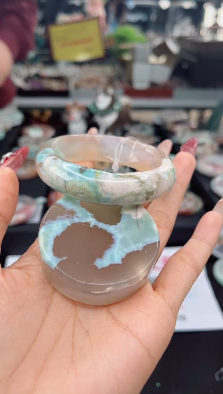 【闪购商品】石英质玉手镯未镶嵌54圈口（赠品镯心）S9032