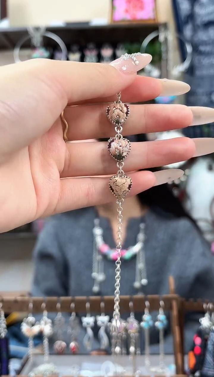 织绣民族风非遗老绣饰品576