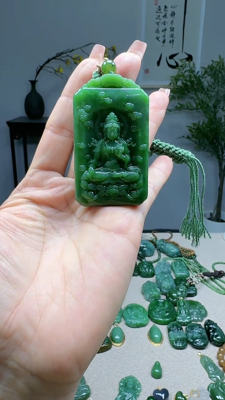 未镶嵌和田玉挂件1