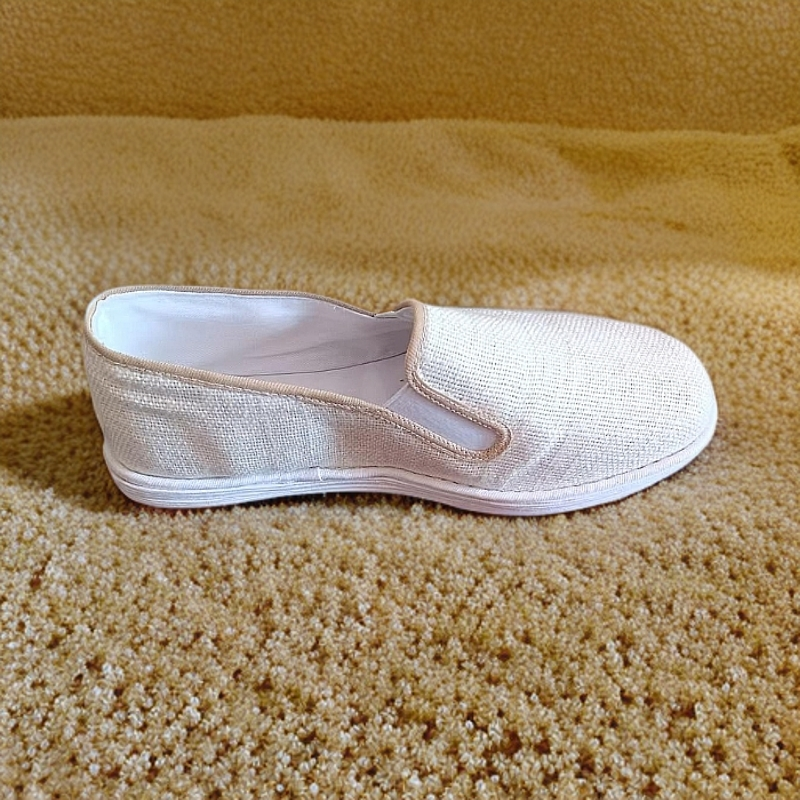 素色棉麻面料时尚舒适透气耐磨牛筋底休闲老北京一脚蹬千层底布鞋