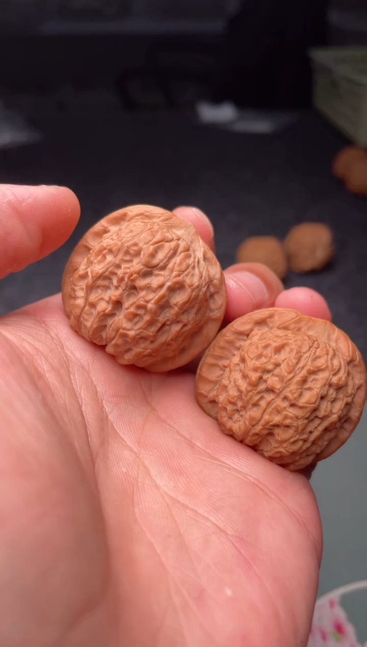 把件文玩核桃a298 血麒麟 36尺