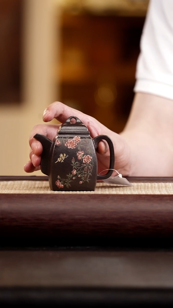 茶壶紫砂九溪堂  大彬铁血红砂 汉方