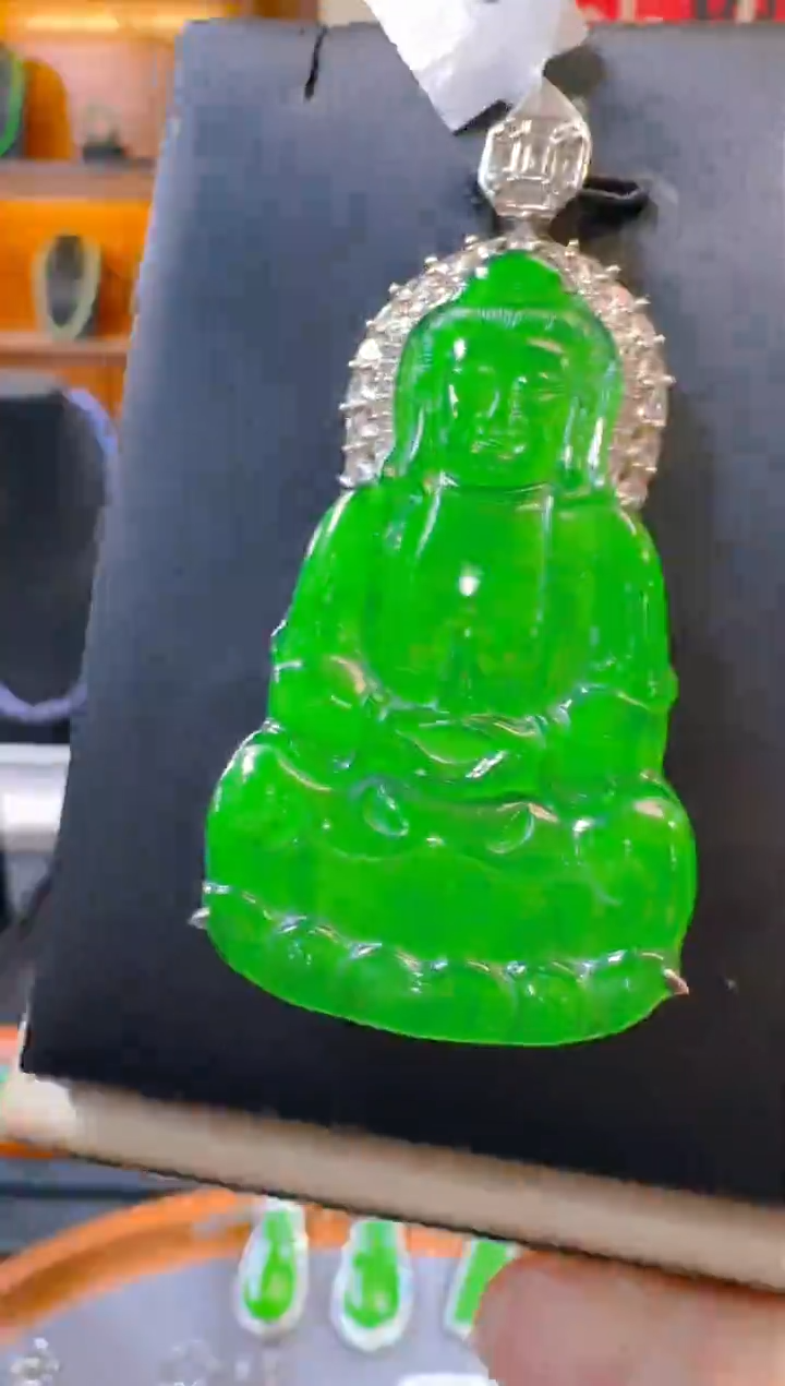 吊坠(赠链)银S925镶嵌翡翠天然A货翡翠