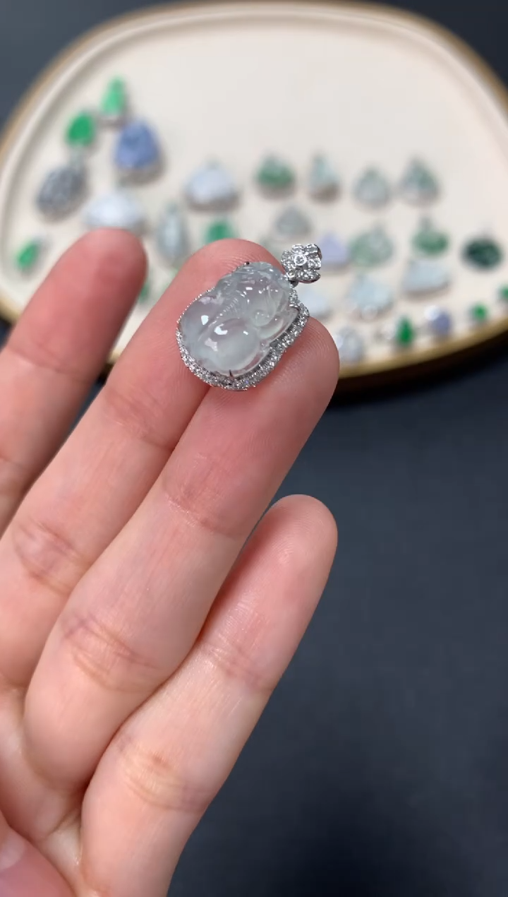 【闪购商品】翡翠吊坠(不含链)18K金镶嵌1580