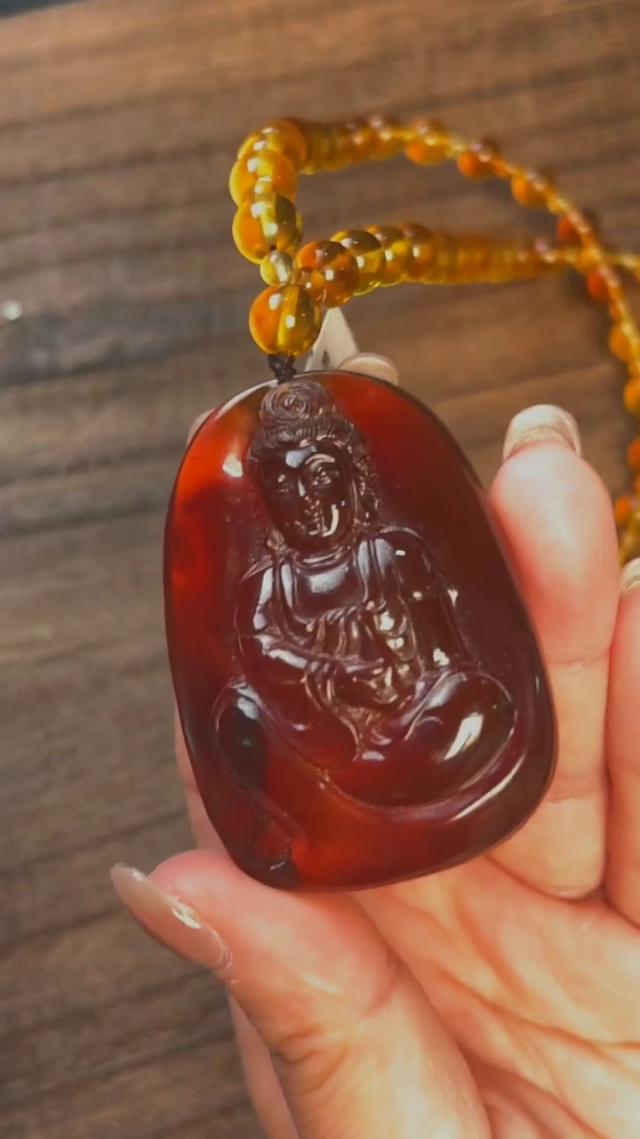 【闪购商品】琥珀吊坠(赠链)未镶嵌手工雕刻件