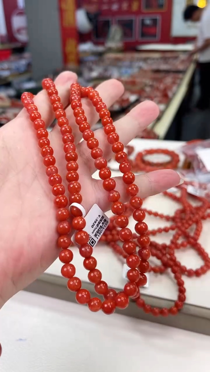 南红玛瑙瓦西多圈7+未镶嵌一个/条