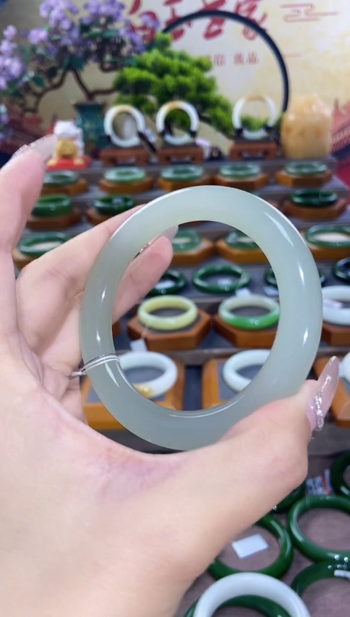 【闪购商品】和田玉手镯未镶嵌晴水手镯