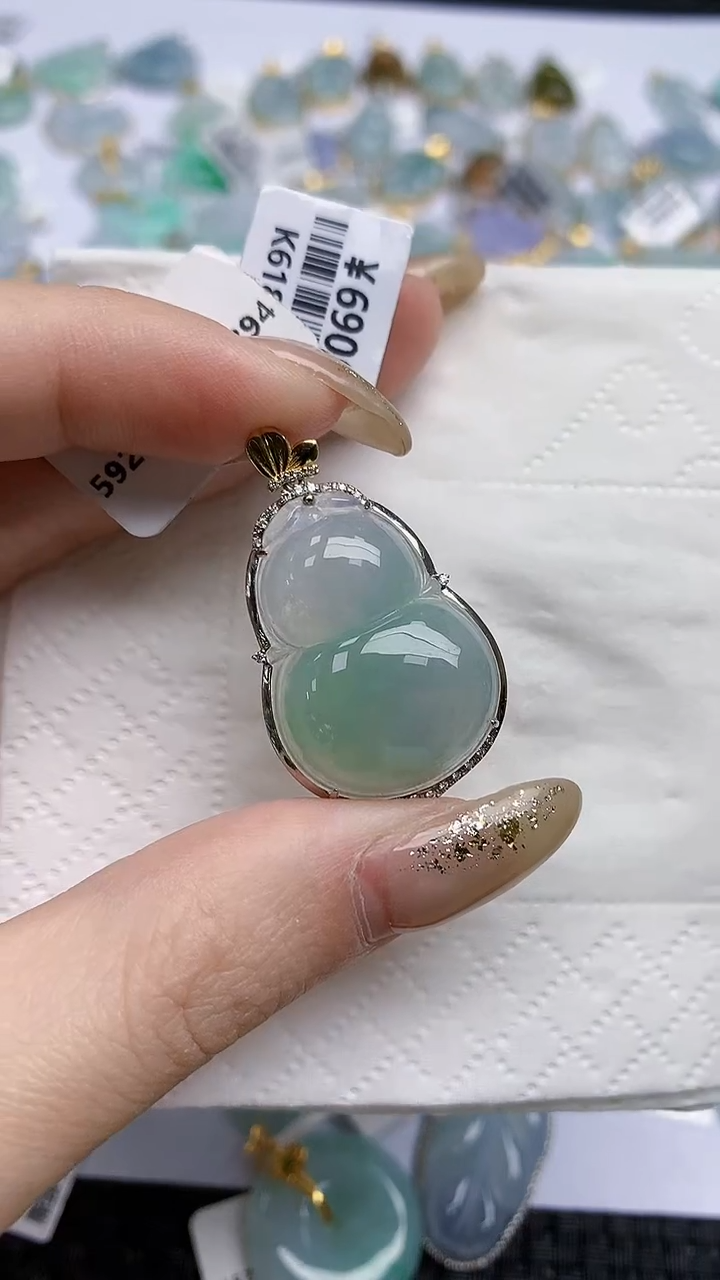 【闪购商品】翡翠颈饰18K金镶嵌天然A货翡翠 46