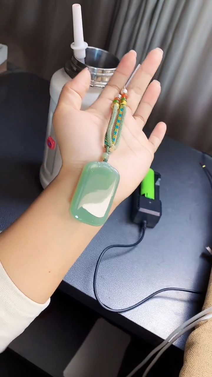 未镶嵌和田玉挂件1