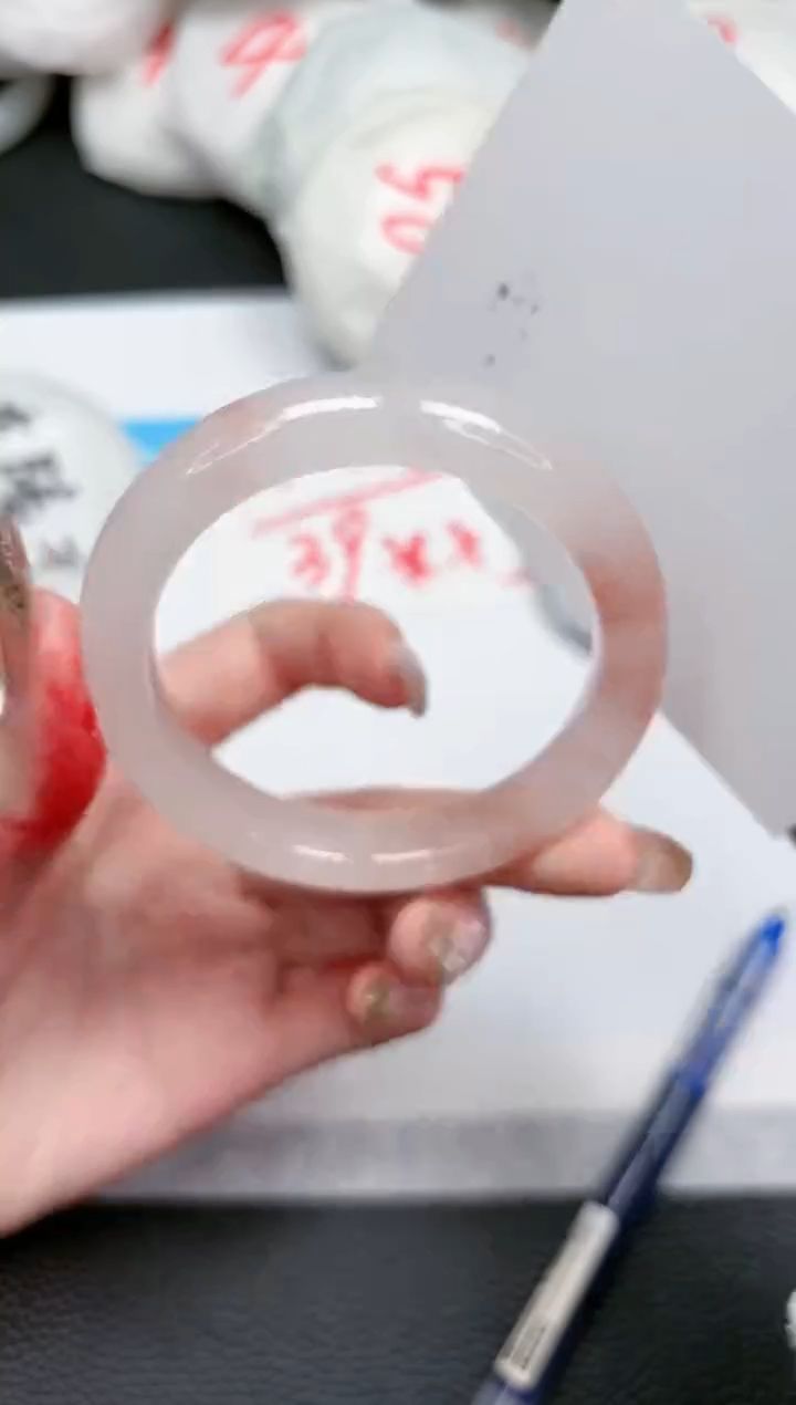 【闪购商品】石英质玉手镯未镶嵌459-53