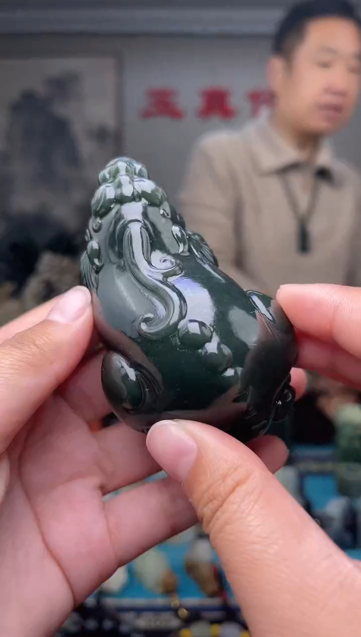 未镶嵌和田玉挂件1